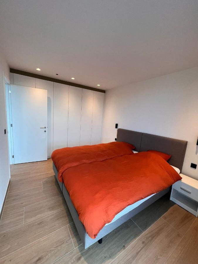 Aparthotel Denia Lochristi Bagian luar foto